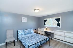 Charming 4-Bedroom Retreat in the Heart of Moncton