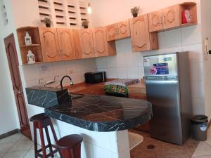 Maynas 100 - Apartamento 2do piso - 1 cdra de la Municipalidad - Calle Brasil 1005