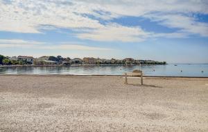 Apartments with parking space Vir - 25528