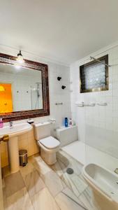 Villa Sevilla Giralda , with pool in Seville