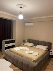Spacious Modern 2BR Apartment at Artificial Lake Park