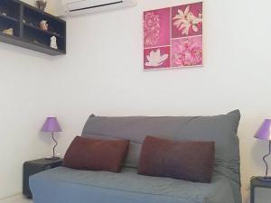 Studio cabine climatisé avec loggia et parking - FR-1-610-111