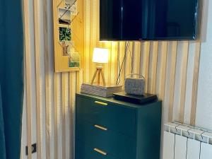 Studio pratique - 4 pers. - FR-1-836-74