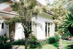 RakaRai Villa Ubud-Tropical Pool, Prime Location