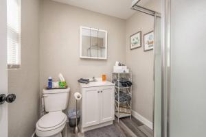 Nearby Downtown Wichita W In Unit W&D!