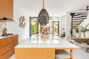 Aquamarine Villa 8A