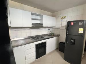 Apartamento en el rodadero con piscina