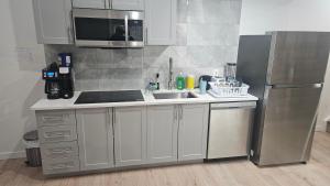 Sparkling 2 Bedroom Basement Suit with a Separate Entrance NW Calgary near airport
