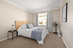 Manly Beach - Laid back, spacious, walk to beach