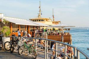 Manly Beach - Laid back, spacious, walk to beach