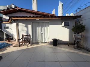 Mini casa funcional perto da praia Centro BC