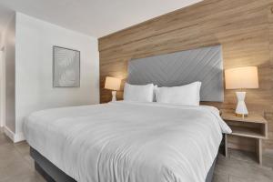 King Suite Escape at Ocean Blvd