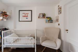 Classic Chelsea House in Central London 5 Star Location