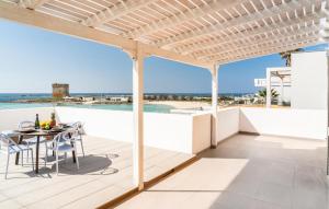 Cozy Apartment In Porto Cesareo With Wifi