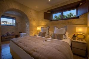 Exensian Villas & Suites