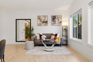 Luxury 2BR Suite Minutes to the Beach & US Border