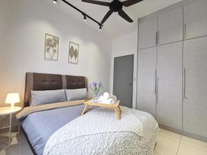 Traders Garden C180 2BR Luxury w Netflix