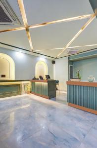 Hotel Priyaj Newly Built with Luxury Restaurant