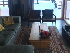 Chalet in La Tzoumaz near Ski Slopes