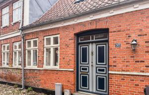 4 Bedroom Awesome Home In Ribe