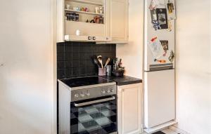 4 Bedroom Awesome Home In Ribe