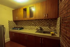 Phòng Giường Đôi Nhìn Ra Công Viên (Double Room with Park View)