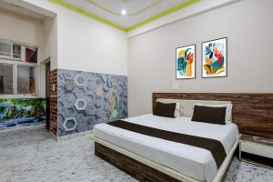 Spot On Shukhdev Hotel