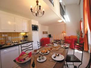 Spacious Provence retreat for 8 guests