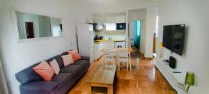 Coffee & Beach Apartment