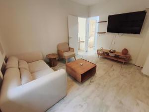 La Plaza Cozy Apartment City Center and Beach