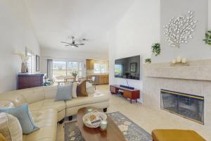 Oasis in Palm Desert Resorter