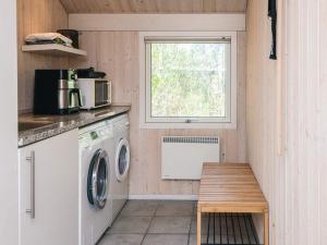 8 person holiday home in Oksbøl