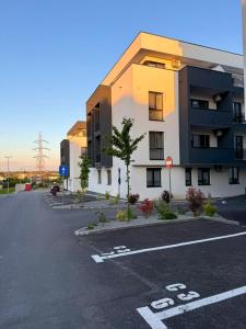 Arya Thermalis