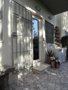 Houselino