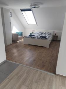 Dömper Döme Apartman