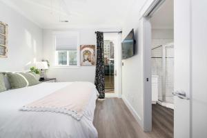 Flourish at The Cove Riverwalk Villas