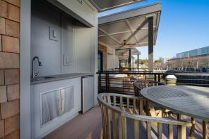 Flourish at The Cove Riverwalk Villas