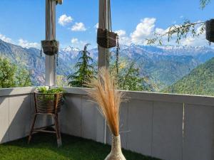 Euphoria - Hostel & Cafe Shangarh