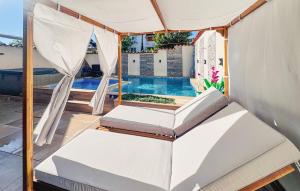 Amazing Apartment In Baderna