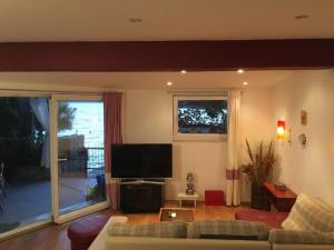 Apartments by the sea Zaboric, Sibenik - 25562