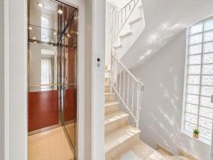 Chalandri Spacious 4BR 3-Level Maisonette by ΜΡS