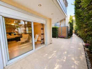 Chalandri Spacious 4BR 3-Level Maisonette by ΜΡS