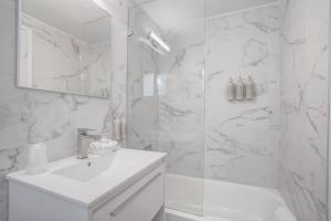 King Suite Escape at Ocean Blvd
