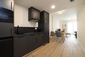 2 Apts for 4 with private Patio - Central Malaga by Stay Homy