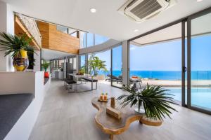 Stunning 4BR Ocean View Villa in Chaweng Noi - Maji