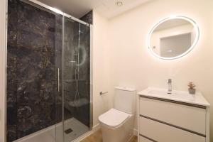2 Apts for 8- Groups - Central Malaga by Stay Homy