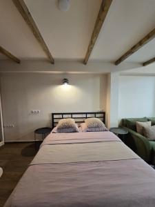 Studio in old town tbilisi