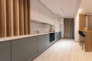 Modern 2BR Balcony View Pipera