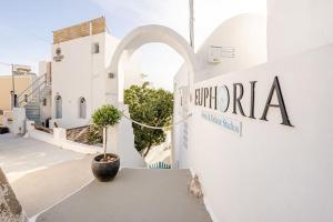 Euphoria Suites & Deluxe Studios