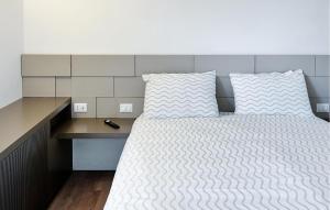 Cozy Apartment In Viareggio With Wifi
